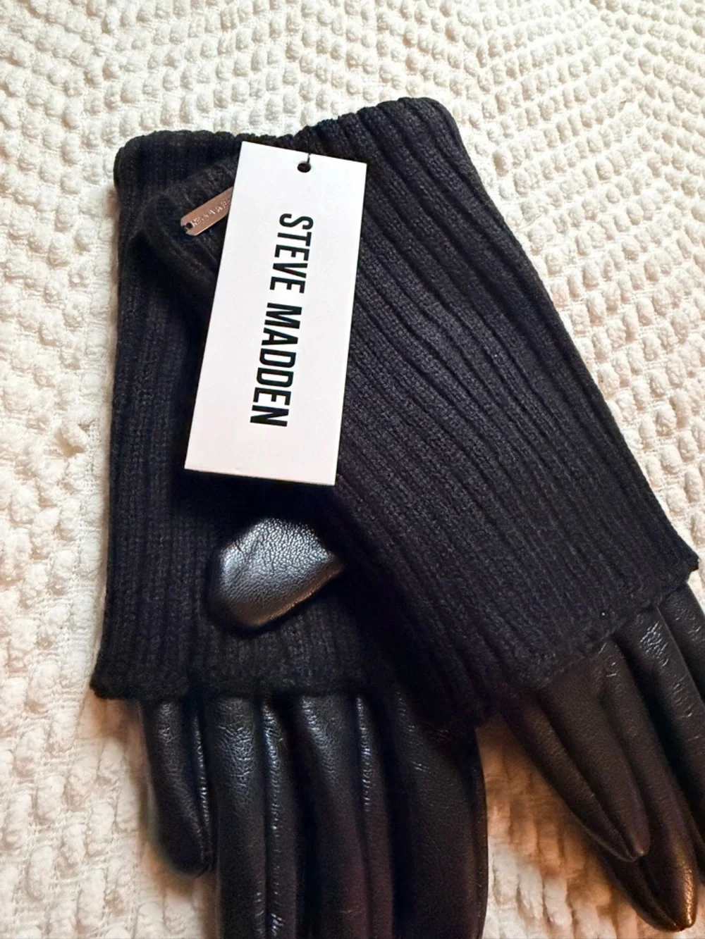 🤍New Steve Madden Black Ribbed Knit and Leather  Gloves🤍